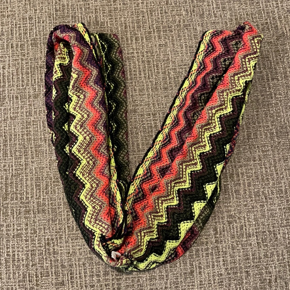 Scarf. One Size